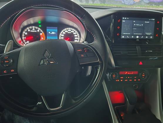 MITSUBISHI ECLIPSE CROSS 1.5 MIVEC TURBO GASOLINA HPE CVT MITSUBISHI ECLIPSE CROSS 1.5 MIVEC TURBO GASOLINA HPE CVT